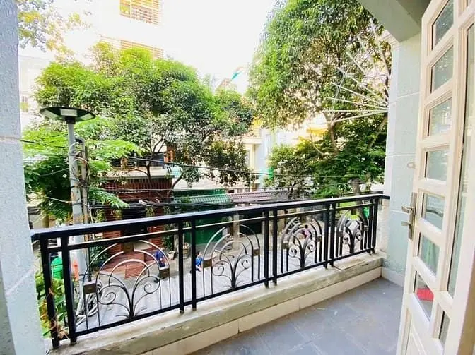 🏡 Căn Hộ Full Nội Thất – Ban Công Thoáng Mát - Ngay Nhà Ga T3