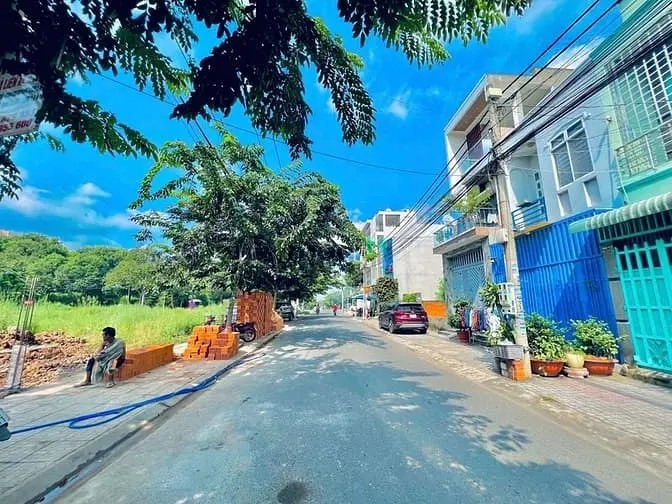 Đất Bán P.quang Vinh 100M2 Vị Trí 2 Nguyễn Du Thông Sang Mega 4,68 Tỷ