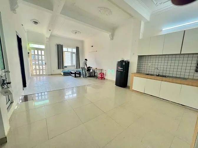 Cho Thuê Căn Hộ 2Pn + 2Wc Rộng 100M2 Đường Bình Lợi Quận Bình Thạnh
