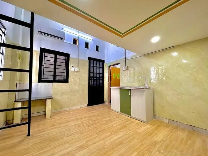 Phòng Có Gác - Nội Thất Cơ Bản - Chỉ 3Tr6 Ngay Bạch Đằng - Khu Sân Bay