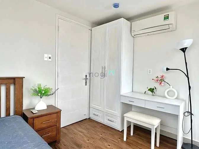 Căn Hộ 1Pn_View Sông_Gần Ga Metro_Nhận Mèo_Full Nội Thất_Không Ngập