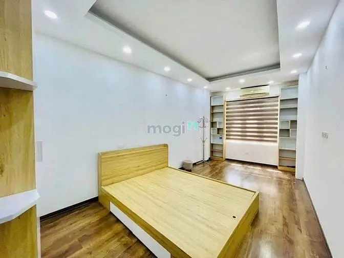 Hàng Hot Nhất Quận Đống Đa.mặt Ngõ Kinh Doanh.40M Nhỉnh 7 Tỷ