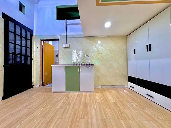 Phòng Có Gác - Nội Thất Cơ Bản - Chỉ 3Tr6 Ngay Bạch Đằng - Khu Sân Bay