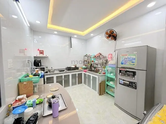 Bán Nhà Quận 10 52M2 3 Tầng 3 Pn - 8 Tỷ 9