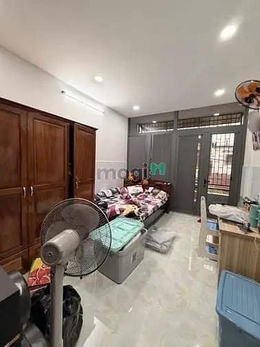 Bán Nhà Quận 10 52M2 3 Tầng 3 Pn - 8 Tỷ 9